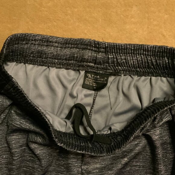 Ultra Performance Men's Activewear Shorts Sz Medium Gray Black Elastic Waist C03 - Picture 4 of 5